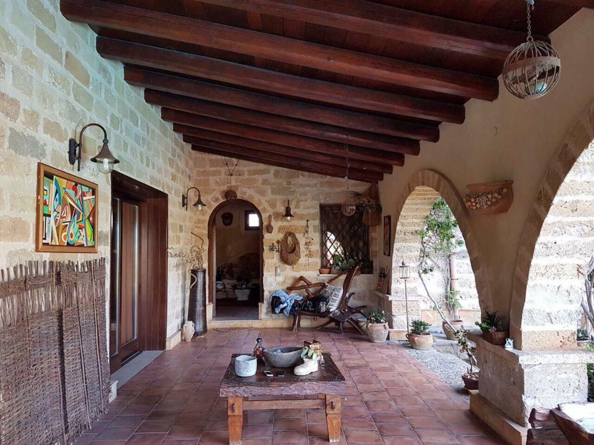 Casolare Giummari Bed & Breakfast Carini Exterior photo