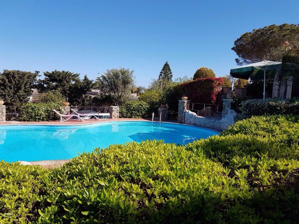 Casolare Giummari Bed & Breakfast Carini Exterior photo